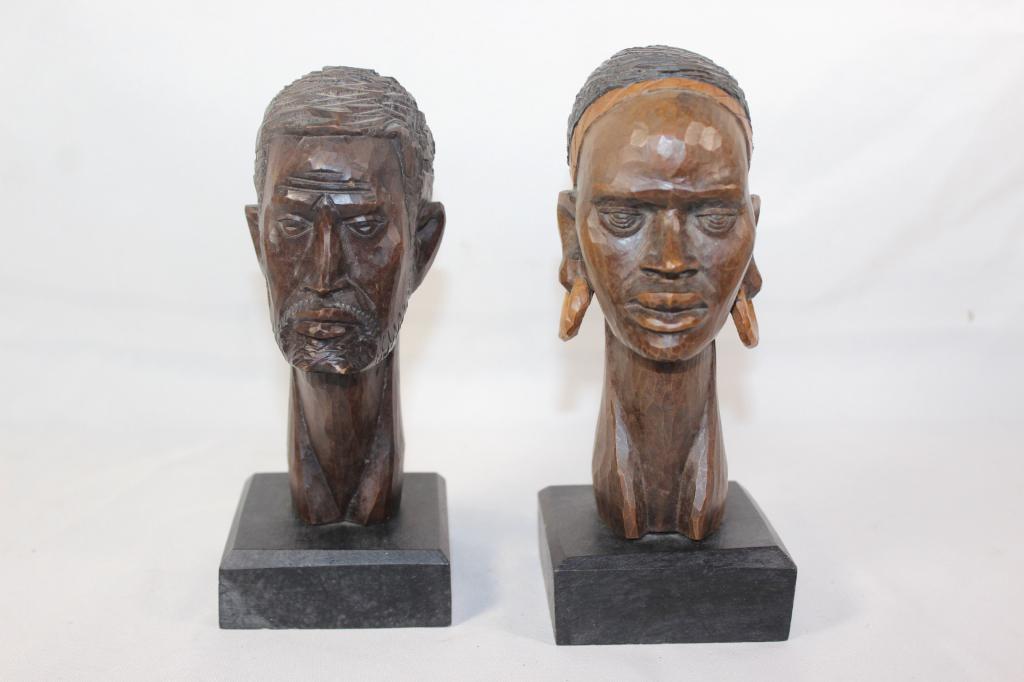 2 HAND CARVED WOODEN AFRICAN BUSTS (1 of 5)