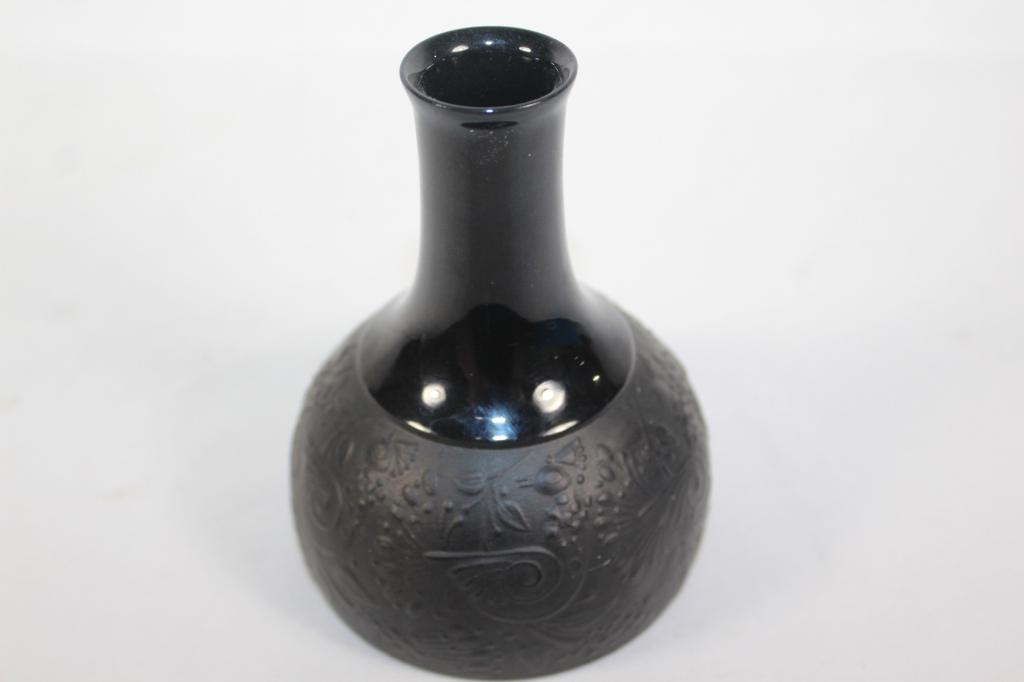 ROSENTHAL PORCELAINE NOIRE BLACK VASE (1 of 3)