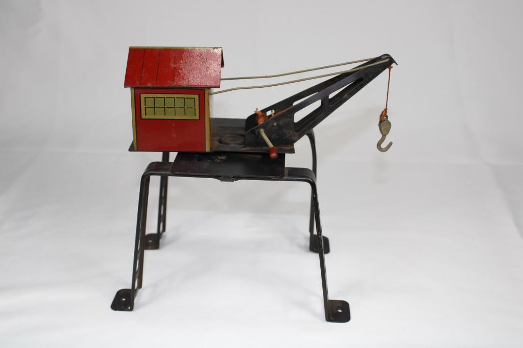 Marx Tin Train Gantry - O Gauge: good overall as pictured