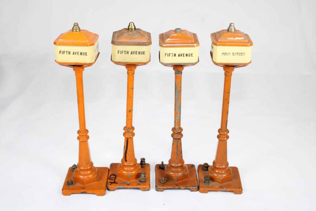 Lionel #57 Sign Lamp Post - lot of 4 (1 of 3)