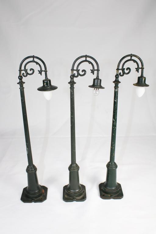 Lionel #67 Gooseneck Single Metal Lamps -Trio: lot of 3 as pictured