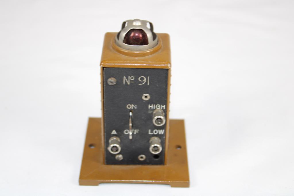 Lionel #91 - Pre-War Circuit Breaker: brown, good as pictured