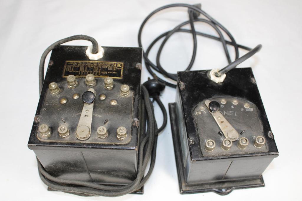 Pair Lionel Multivolt Transformer B/K (1 of 6)