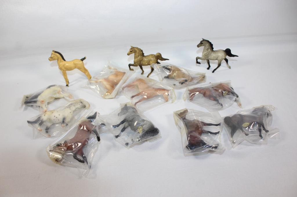 13 PC. MISC. MINI HORSE LOT (1 of 5)