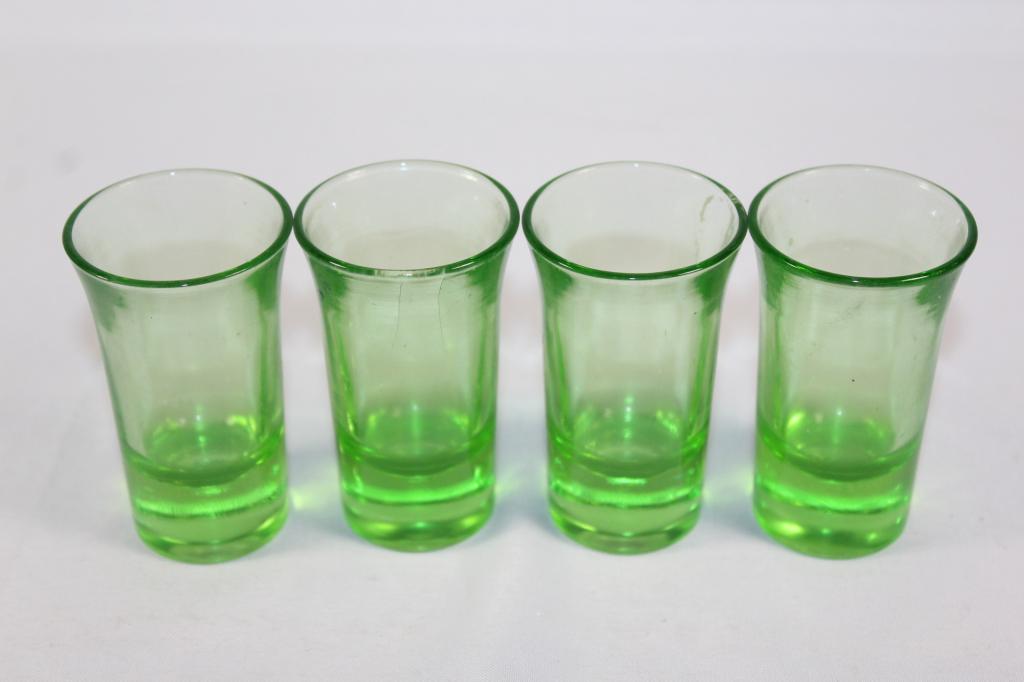 4 VINTAGE GREEN VASELINE SHOTGLASSES: AS PICTURED