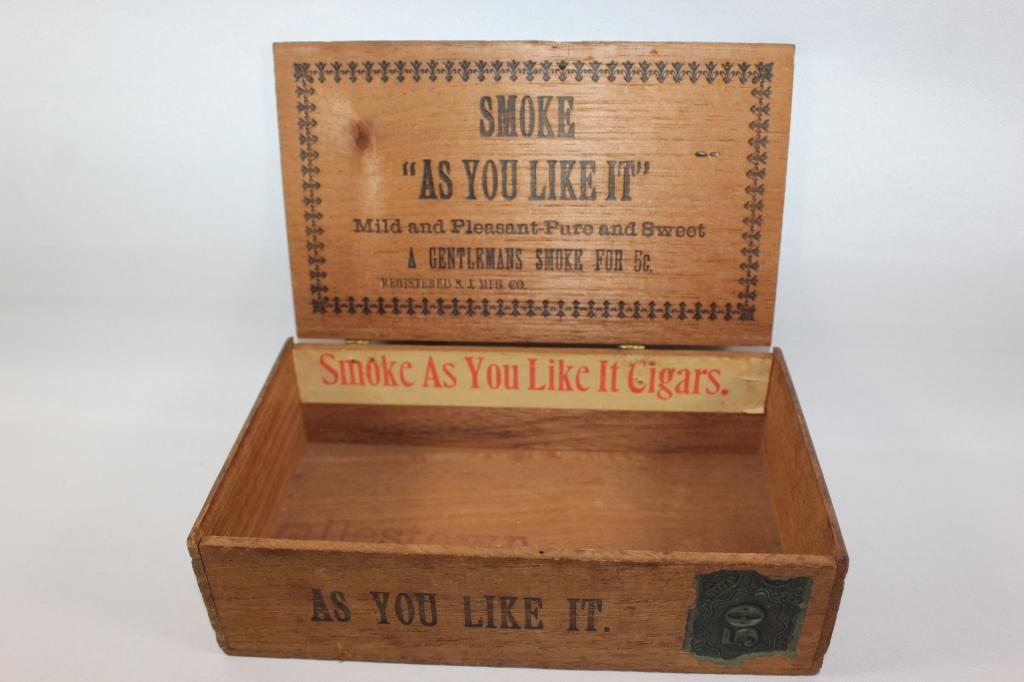 SMOKE AS YOU LIKE IT WOODEN CIGAR BOX