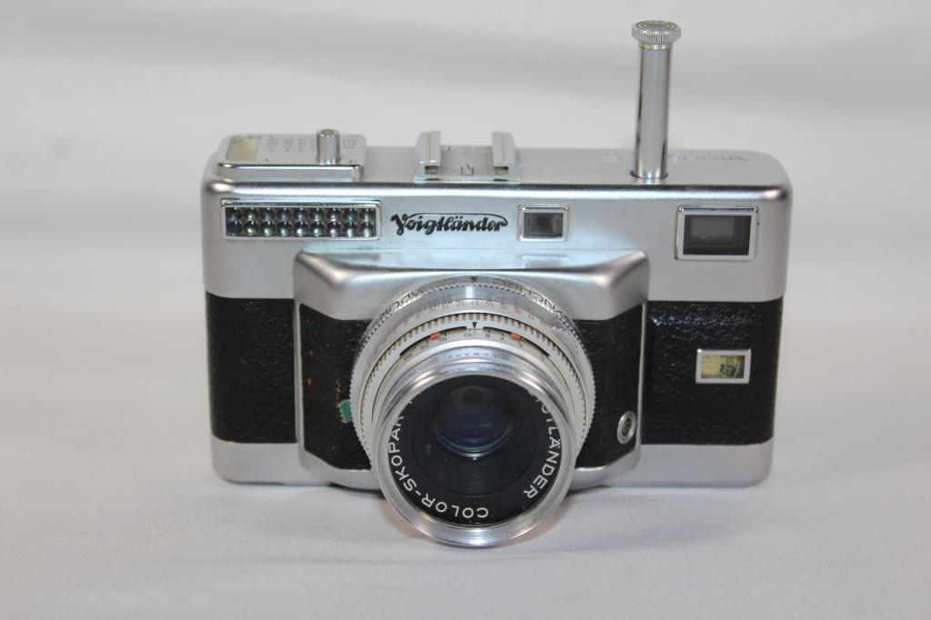 VOIGTLANDER VITESSA T CAMERA W 50/2.8 COLOR-SKOPAR (1 of 2)