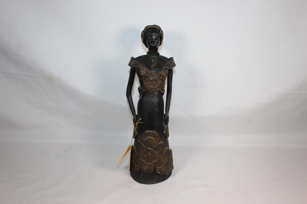 Art Potery Piece S American Artist Juan Fernanzez: Art pottery sculpture by south american artist Juan fernandez. Measures 11 1/4" tall.