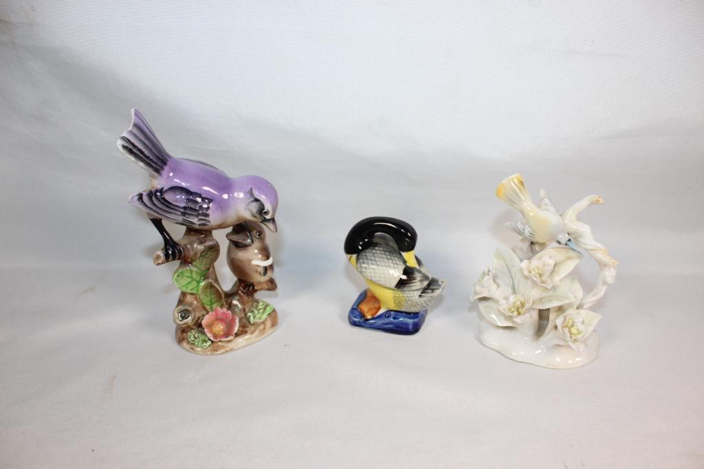 Lot of Three Vintage Porcelain Bird Figurines (1 of 3)