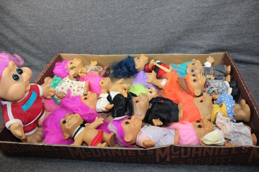 15 PC. VINTAGE TROLL LOT (1 of 6)