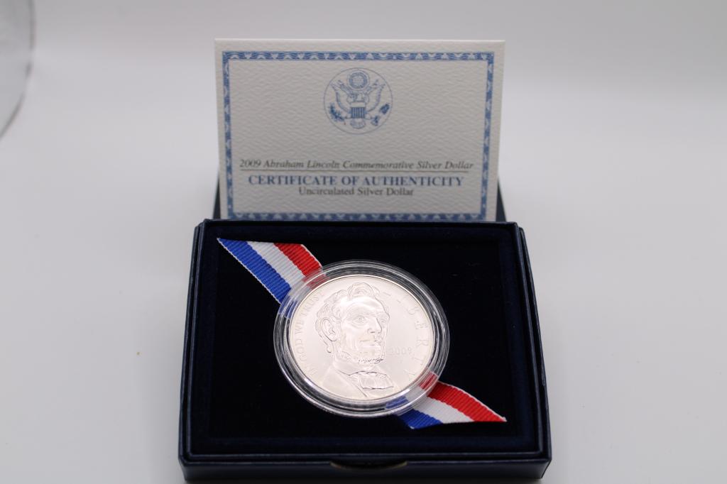 2009P Abraham Lincoln Commemorative Silver Dollar (1 of 5)