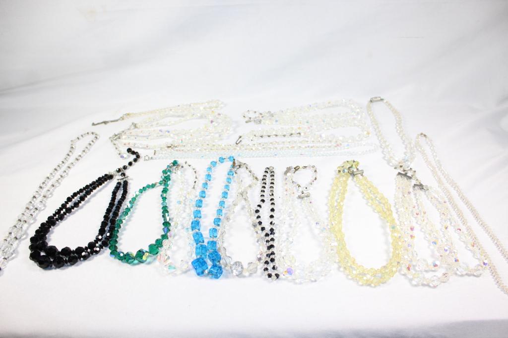 18 PC. FASHION JEWELRY BEADED NECKLACES (1 of 7)