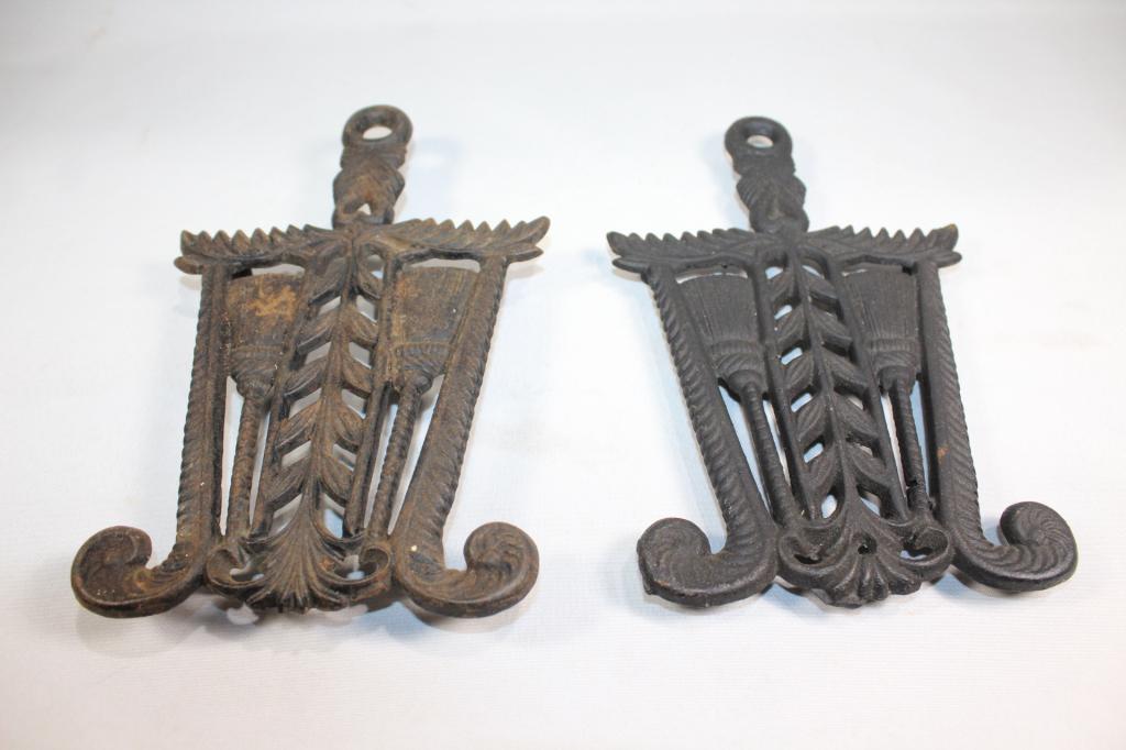 2 PC. PENNSYLVANIA DUTCH CAST IRON TRIVETS (1 of 7)