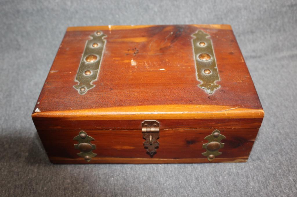 WOODEN TRINKET BOX & MISC. ITEMS LOT (1 of 4)