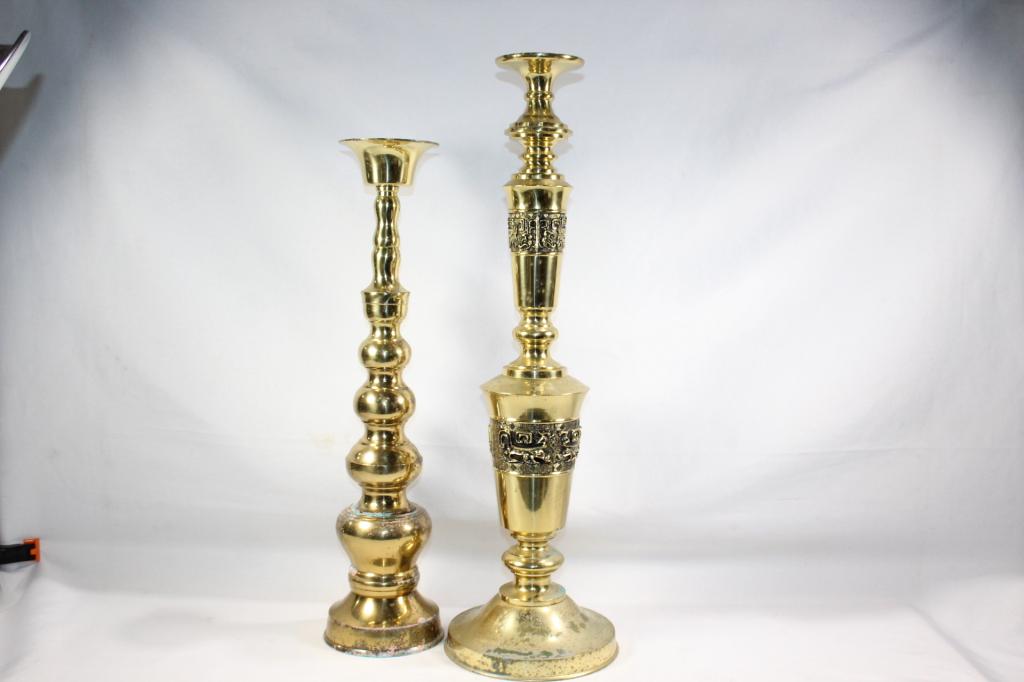 2 TALL BRASS CANDLESTICK HOLDERS/HOME DECOR (1 of 7)