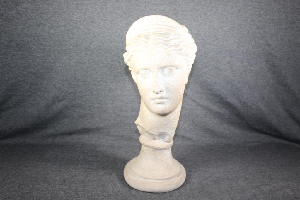 Austin Productions Signed Roman Female Head 1984 (1 of 5)