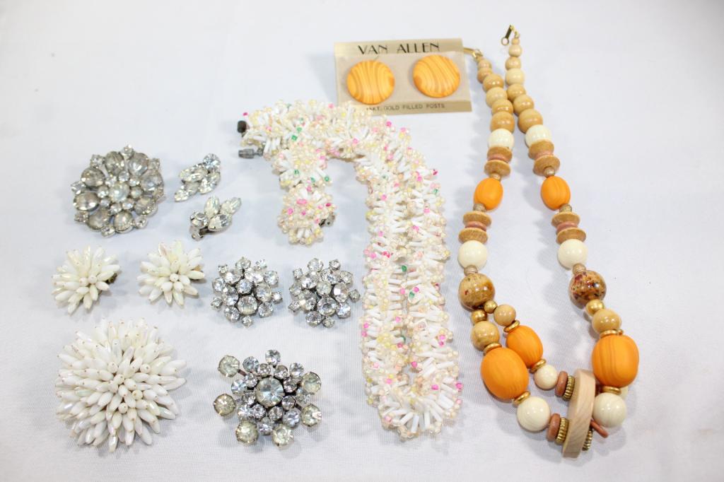 5 Sets Costume Jewelry Earrings lot (1 of 6)