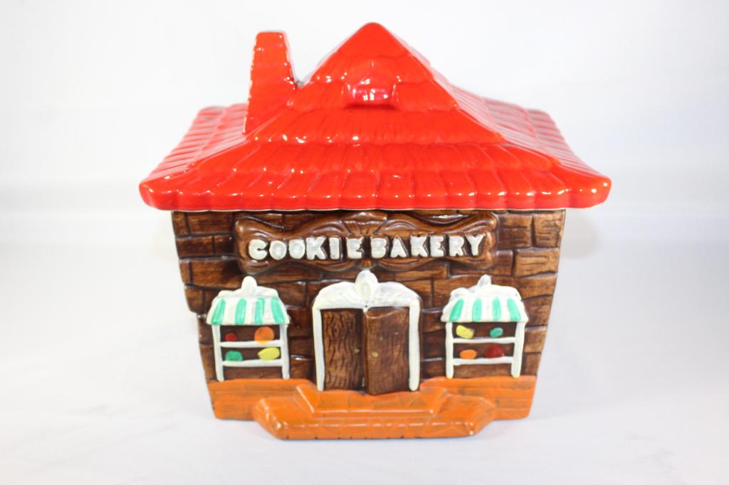 Vintage Cookie Bakery Cookie Jar 863 House Pottery: Measures approx. 9 by 9 inches. no visible damage. as pictured