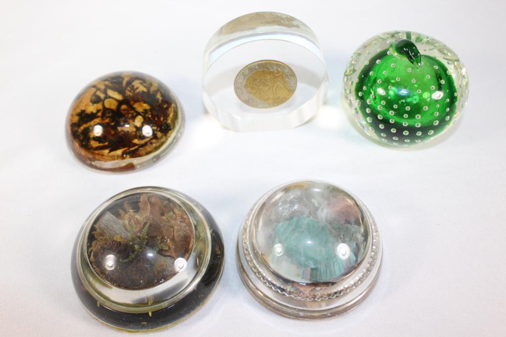 Lot of Art Glass & Resin Paperweights (1 of 5)