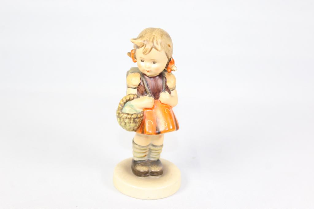 Goebel Hummel School Girl #81 2/0: Measures Approx. 4.5 inches. no chips or cracks.