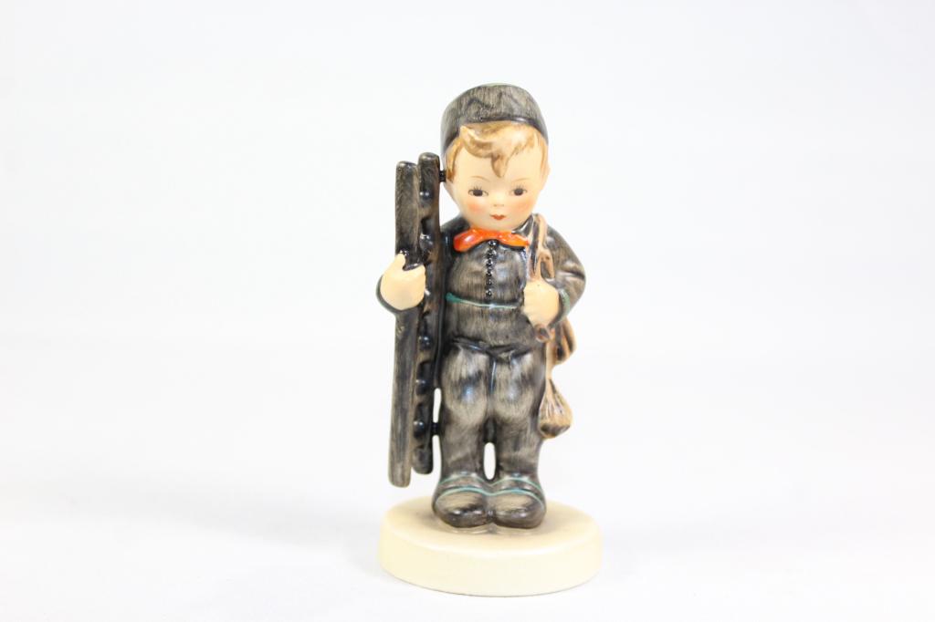 Goebel Hummel Chimney Sweep 12 2/0 1982 (1 of 4)