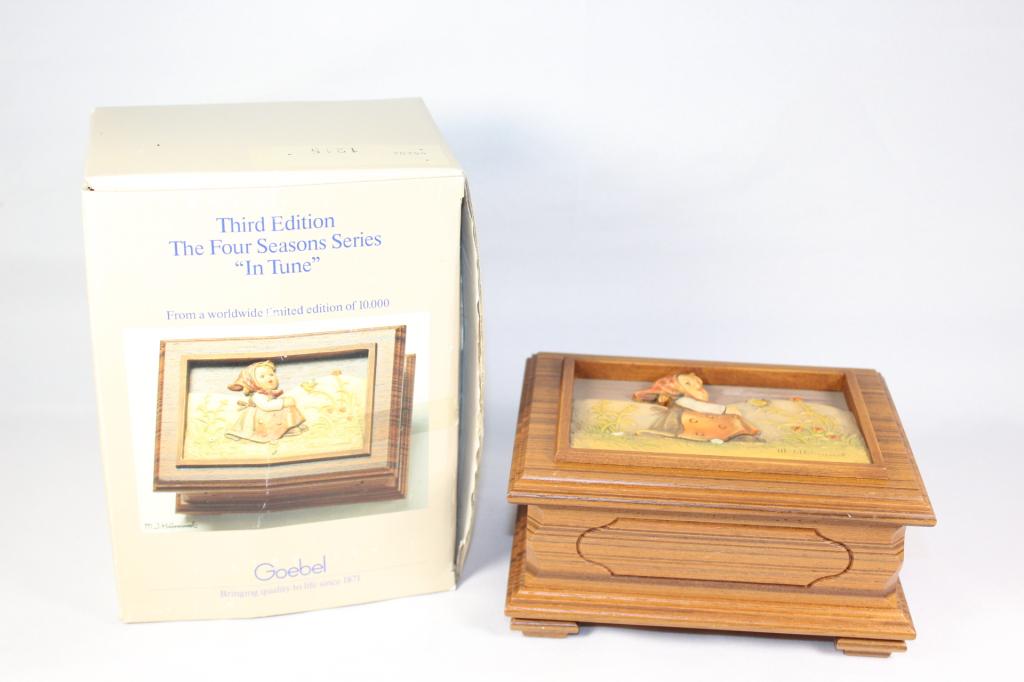 Goebel Hummel In Tune Music Box 1988 Limited Ed. (1 of 4)