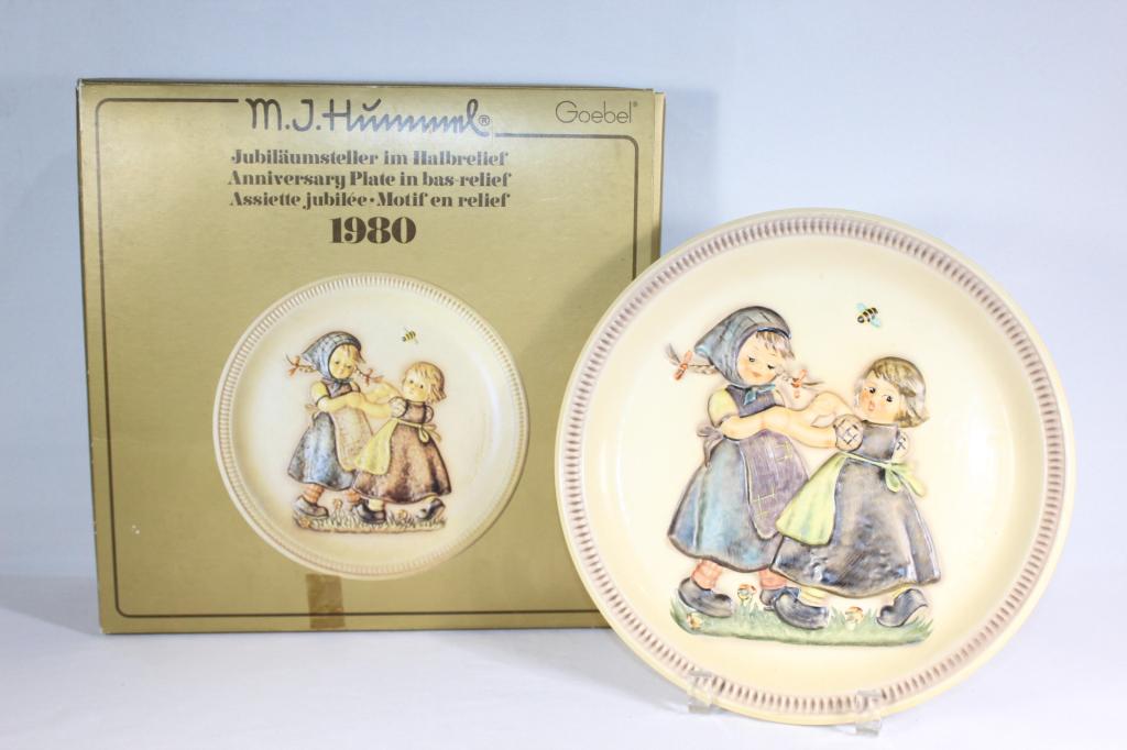 Goebell Hummel 1980 Anniversary Plate Spring Dance (1 of 4)