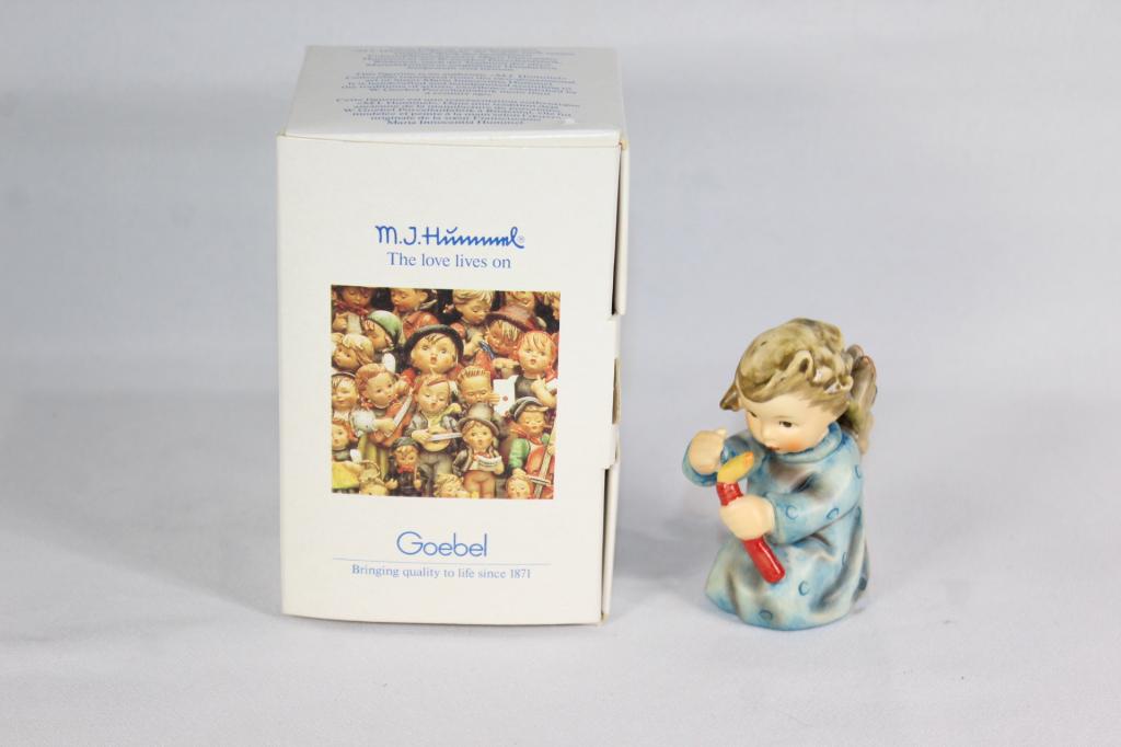 Goebel Hummel Shining Light (1 of 5)