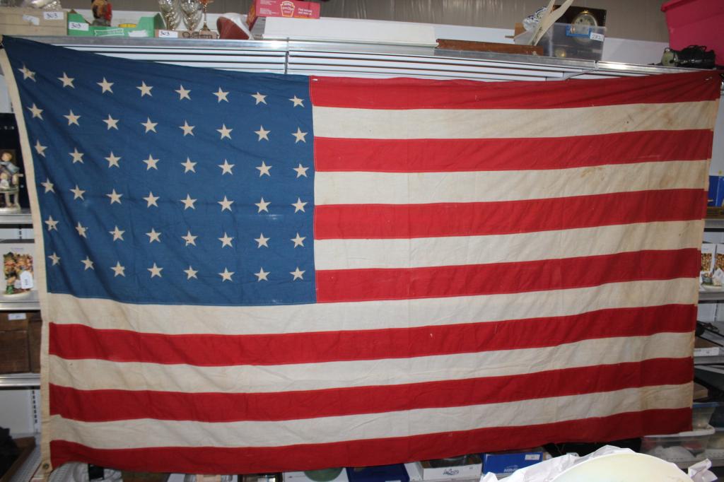 Large Vintage 48 Star US Flag (1 of 2)