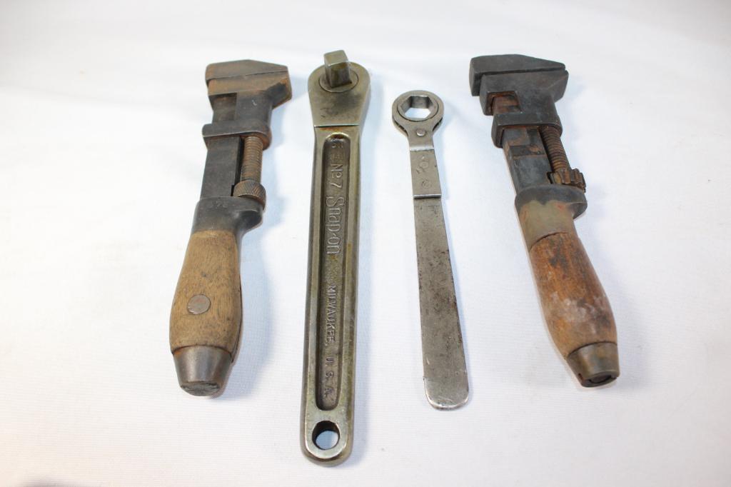 VTG Tools - Pipe Wrenches, No. 7 Snap On Wrench (1 of 3)