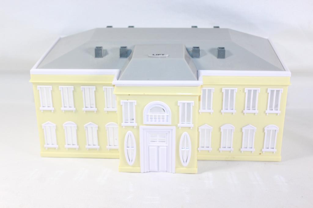 Ballad of Jed Clampett Music Box Cookie Jar (1 of 4)