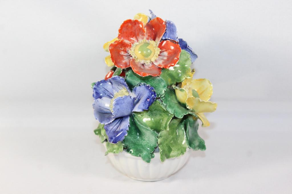 Capodimonte Flower Sculpture: measures about 6 inches tall - no obvious chips