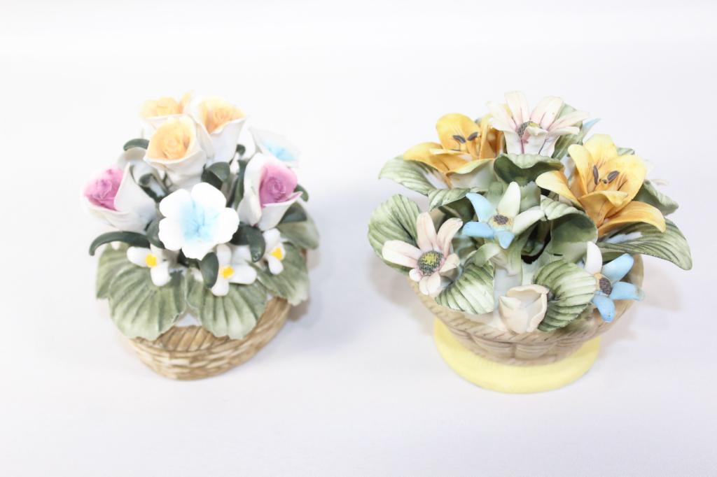 Pair of Ceramic Decorative Flowers (1 of 4)