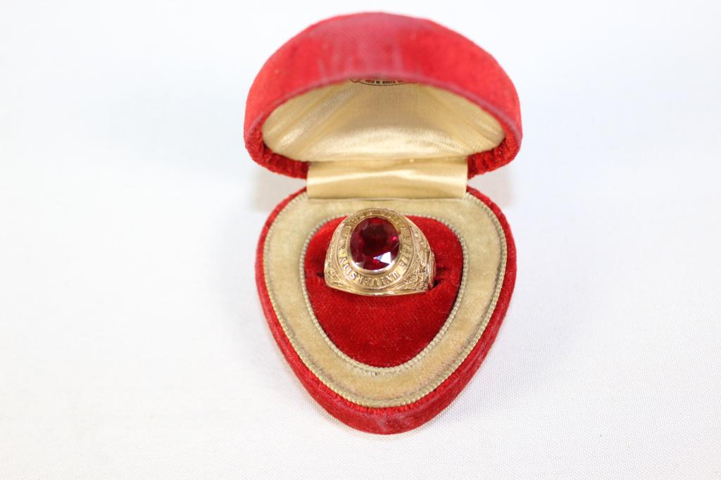 10kt Gold Ruby State Univ. Utic NY School Ring (1 of 4)