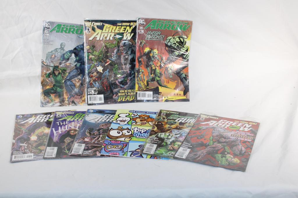 Lot of Green Arrow Comic Books (1 of 1)