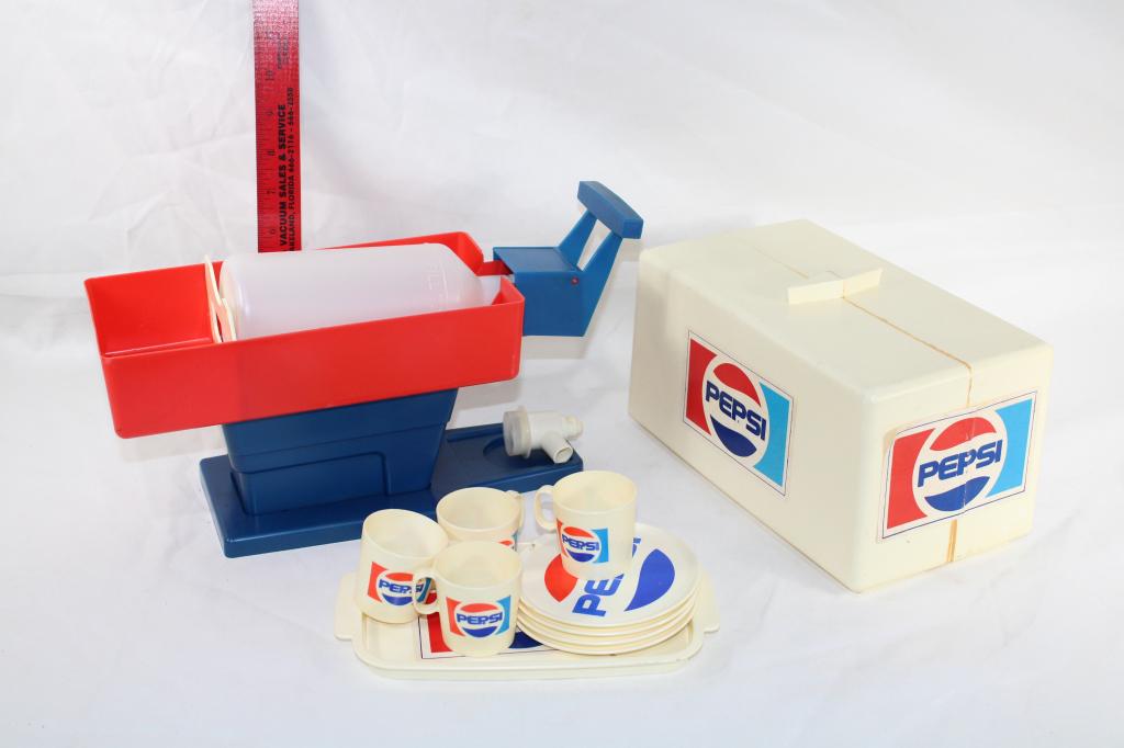 VTG Pepsi Toy Beverage Dispenser: with original box as pictured