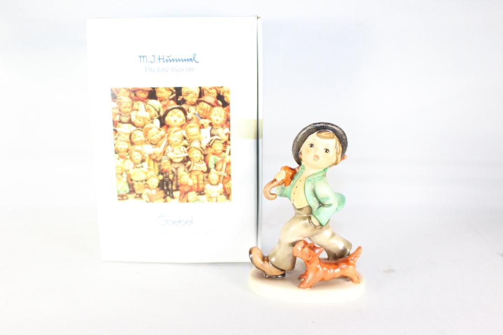 Hummel - Strolling Along #988 (1 of 4)