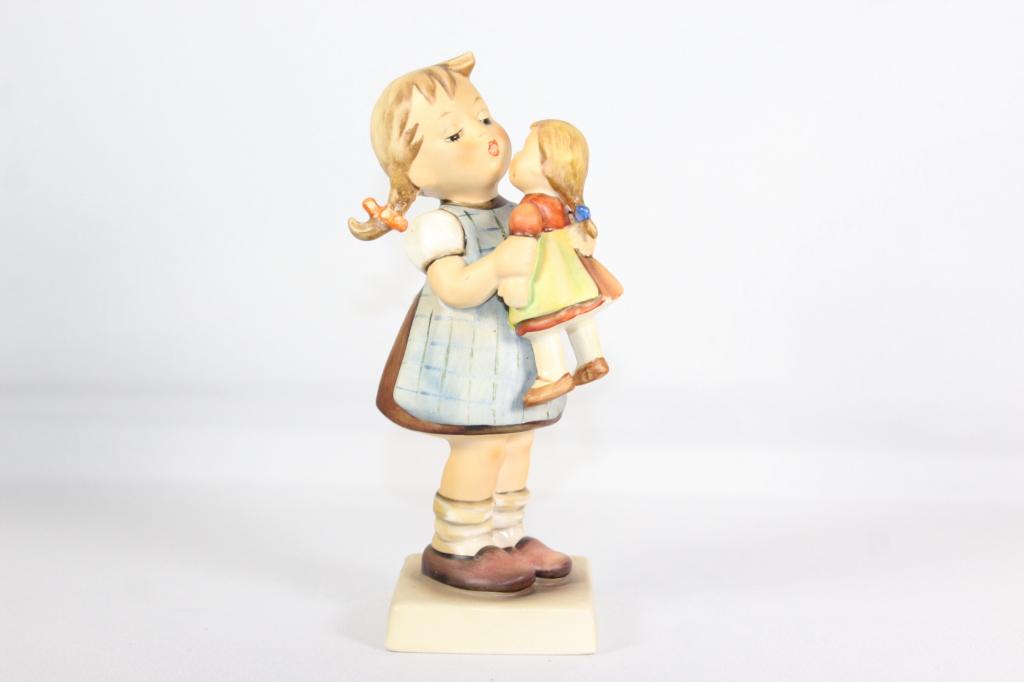 Hummel - Kiss Me #311 (1 of 4)