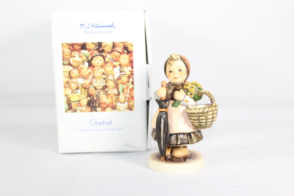 Hummel - #350 On Holiday (1 of 4)