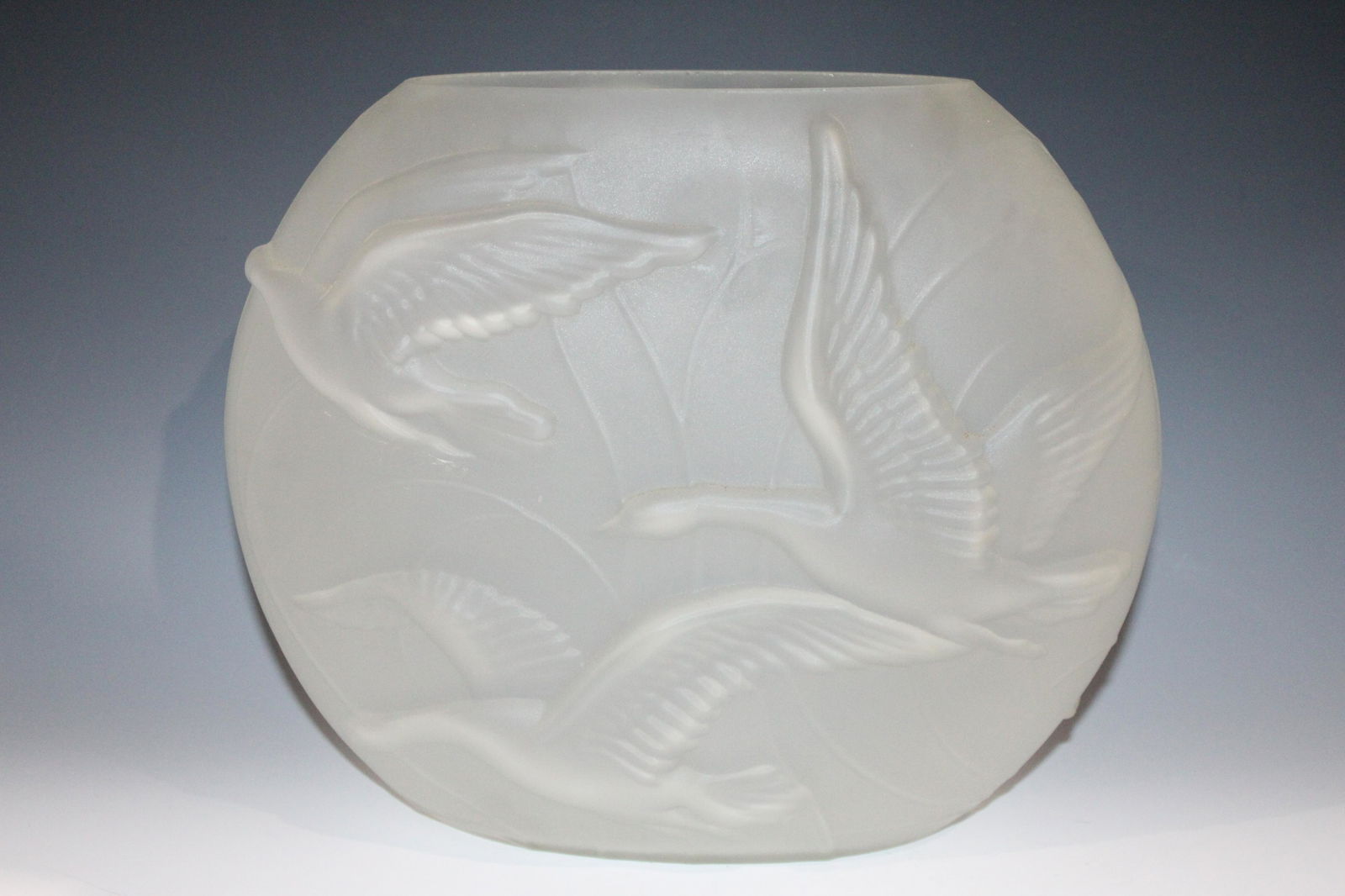 Phoenix Consolidated Flying Geese Pillow Vase (1 of 5)