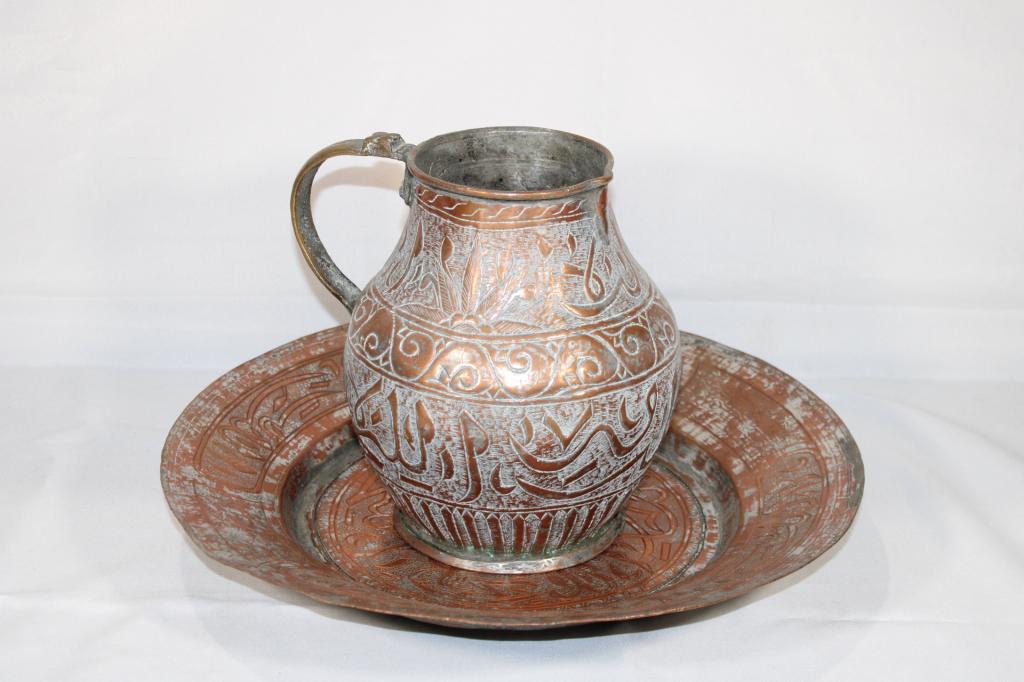 Copper Wash Basin and Pitcher (1 of 5)