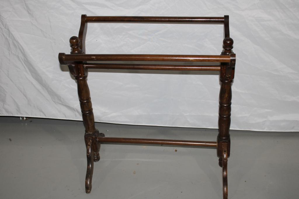 Vintage Wood Quilt Rack (1 of 2)