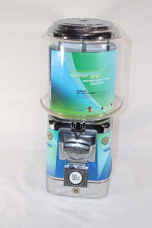 New Engergize 50 cent Gumball machine: no key, otherwise good overall