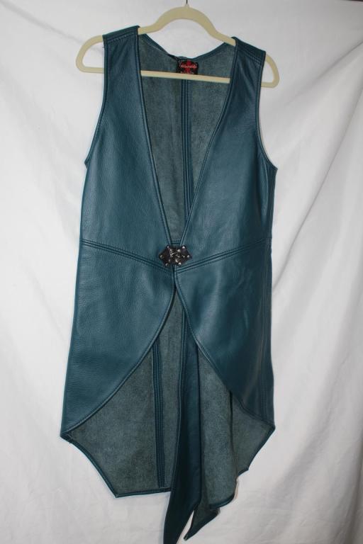 Green/Blue Leather Crimson Chains Leather Vest: Size M, good overall condition