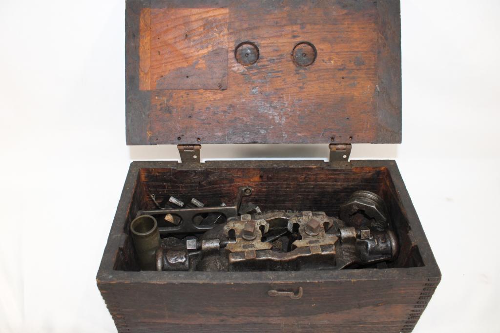 Armstrong -Die Set - Pipe Threader (1 of 3)