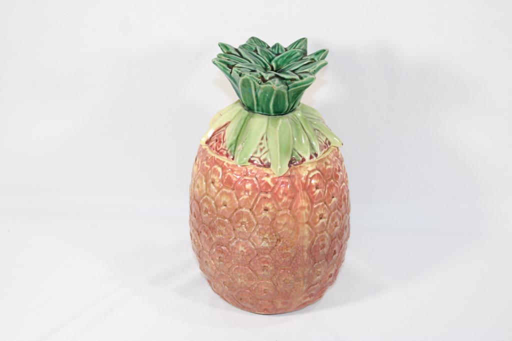 Vintage McCoy Pineapple Cookie Jar (1 of 6)