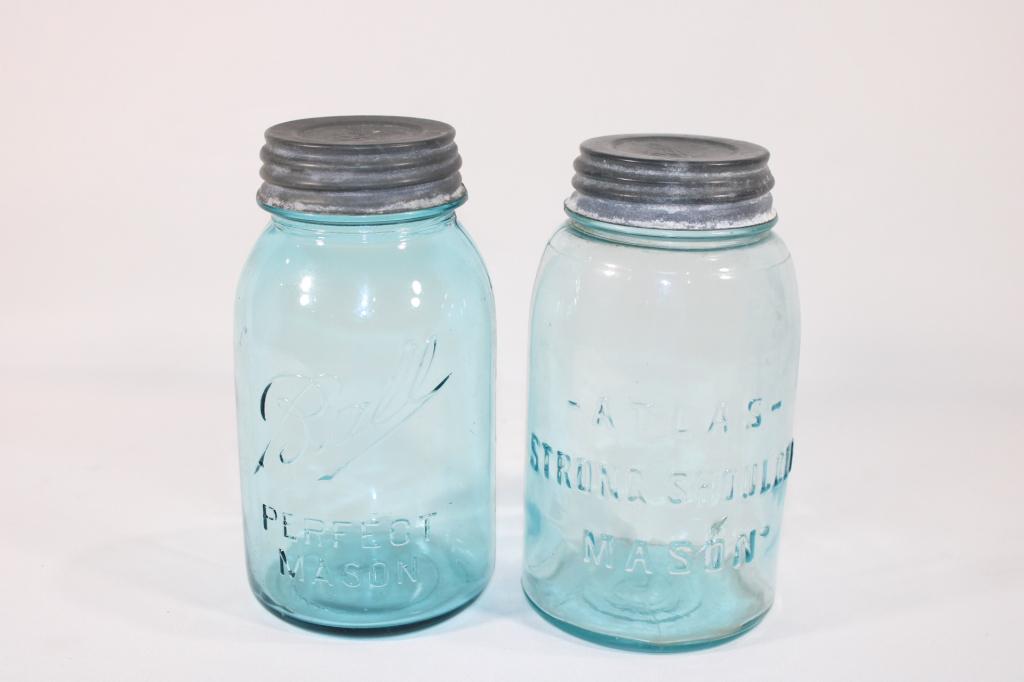 Pair of Vintage Blue Glass Canning Jars (1 of 3)