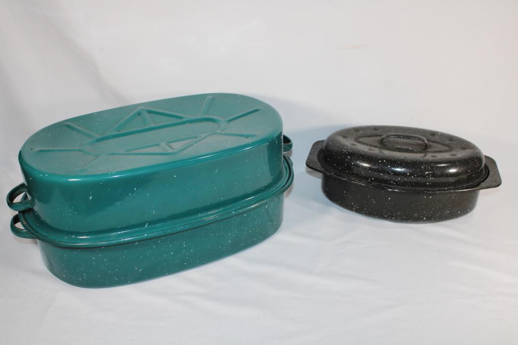 Pair of Granite Ware Roasting Pans (1 of 5)