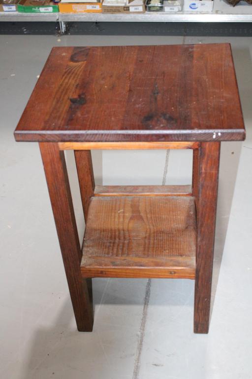 Vintage Wood Small Side Table (1 of 2)