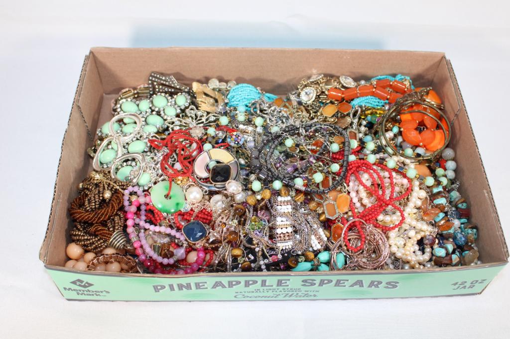 Lot of Costume Jewelry - Mixed- 7 Lbs: good overall as pictured